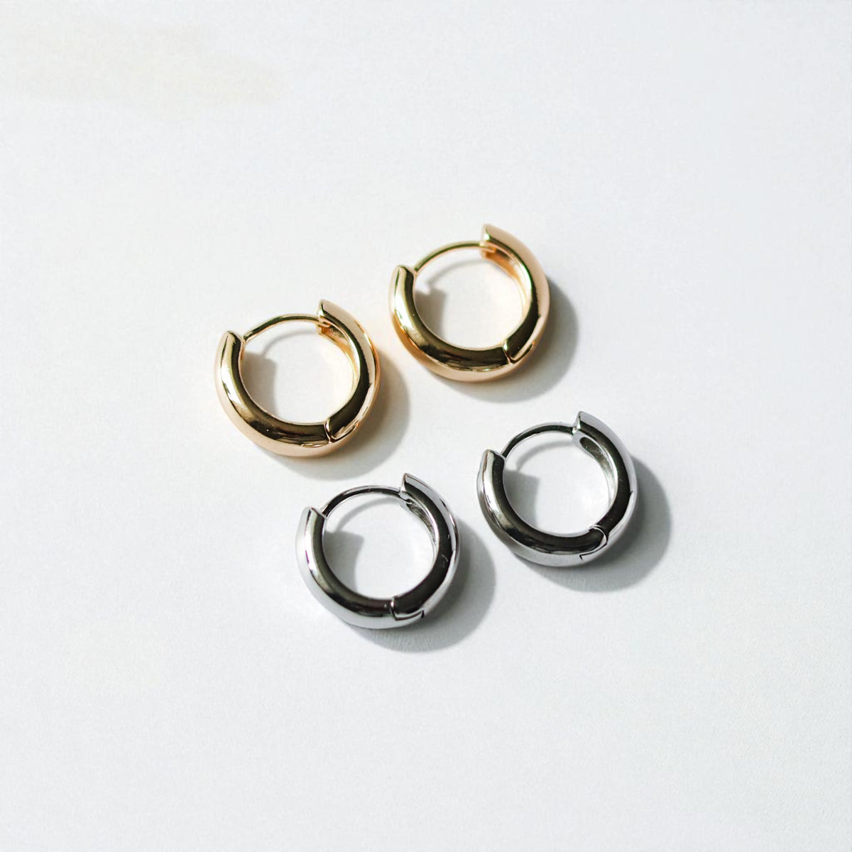 Base Bold Hoops