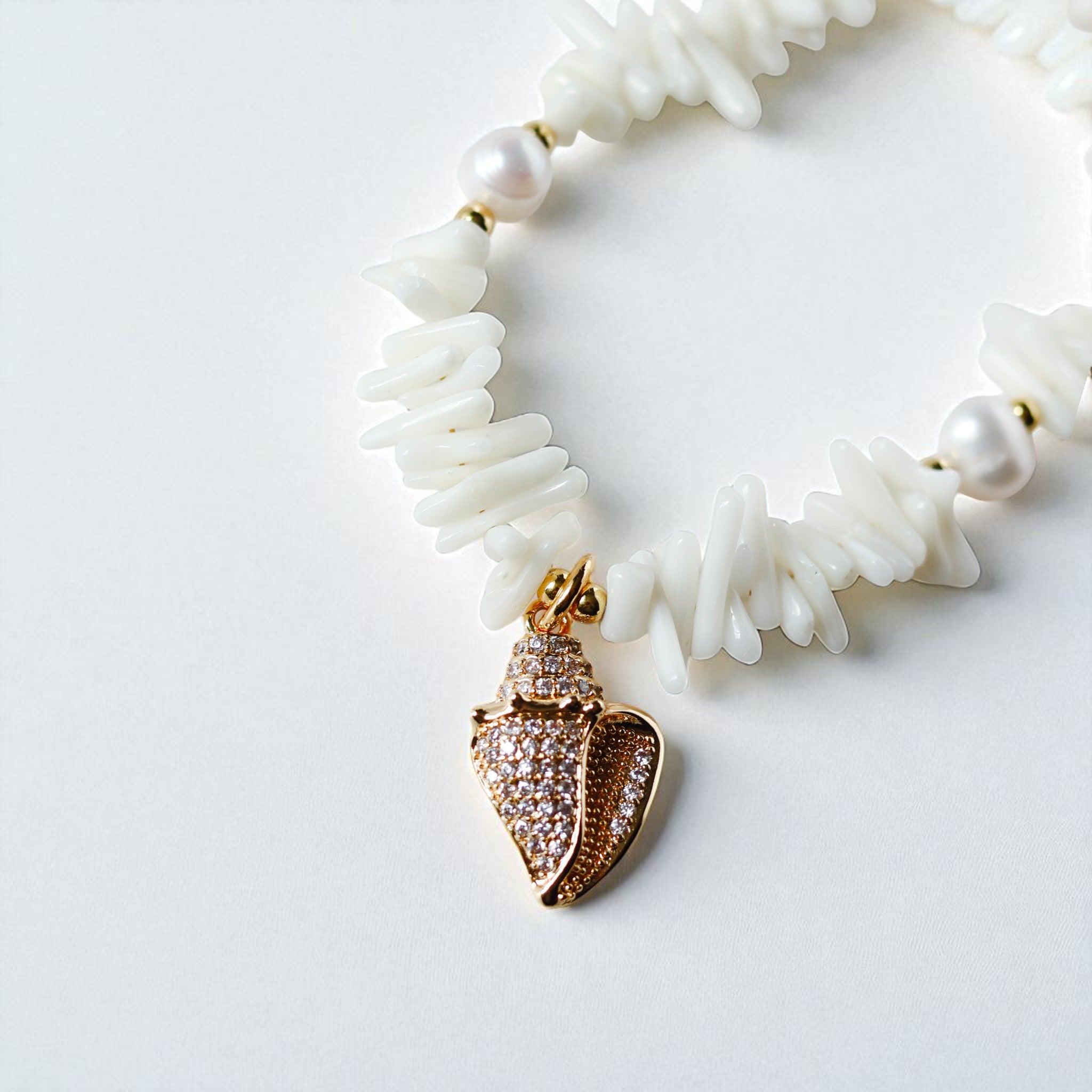 Coralshine pearl necklace with scallop-inspired pendant – Wisp Jewellery